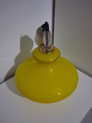 Lámpara Vintage Cristal Opalina Amarilla. Art decó
