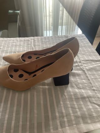 Zapatos Zara Tacón Beige y Azul