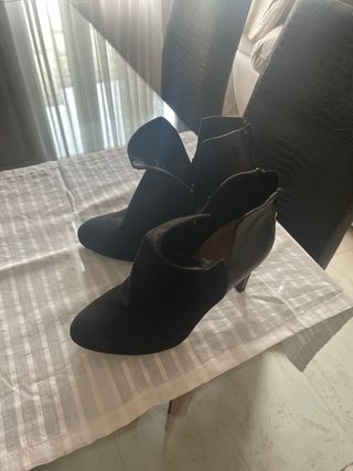 Botines Zara Negros Tacón