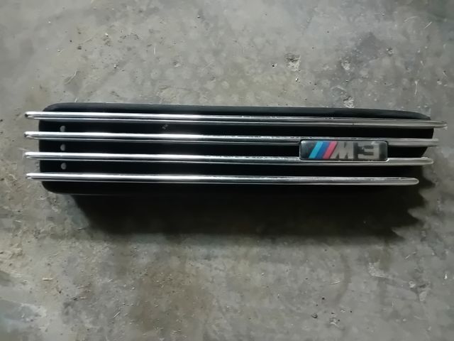 Branquia bmw M3 E46 Derecha