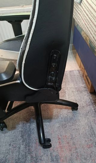 Silla Gaming Newskill Negra y Gris