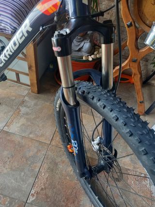 Bicicleta MTB 27.5