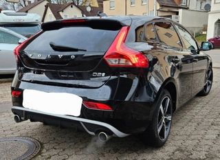 Volvo V40 R Design