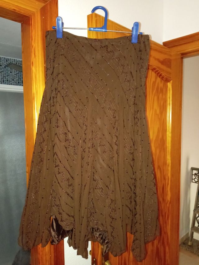 Lucy Collection Blusa falda y Rebeca Marrón Dorad