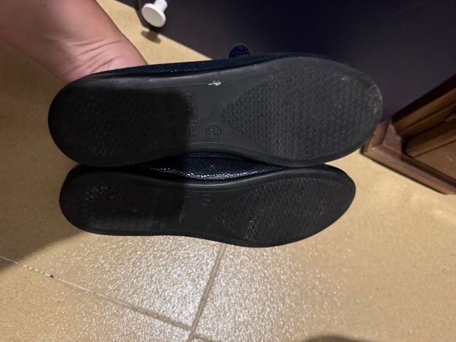 Merceditas niña azul marino