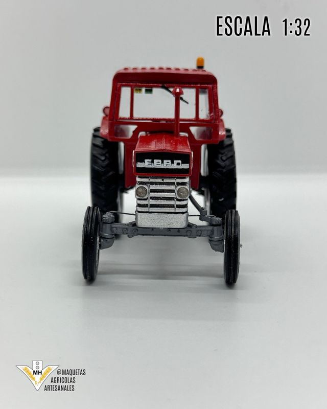 kit de montaje Ebro 160 Escala 1:32