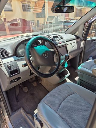 Mercedes-Benz Viano 2009