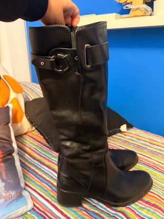 Botas altas negras Saxo