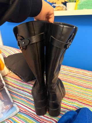 Botas altas negras Saxo