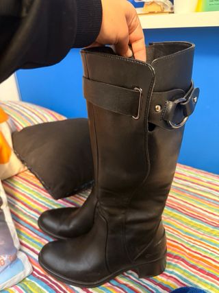 Botas altas negras Saxo