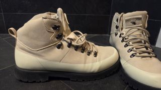 Botas X-DYE de Pull&Bear hombre cordones beige