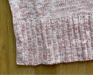 Jersey cuello alto ajustado rosa blanco T.S