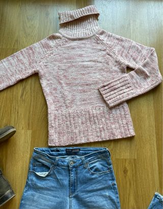 Jersey cuello alto ajustado rosa blanco T.S