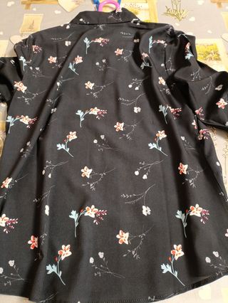 Camisa New Lavid floral negra