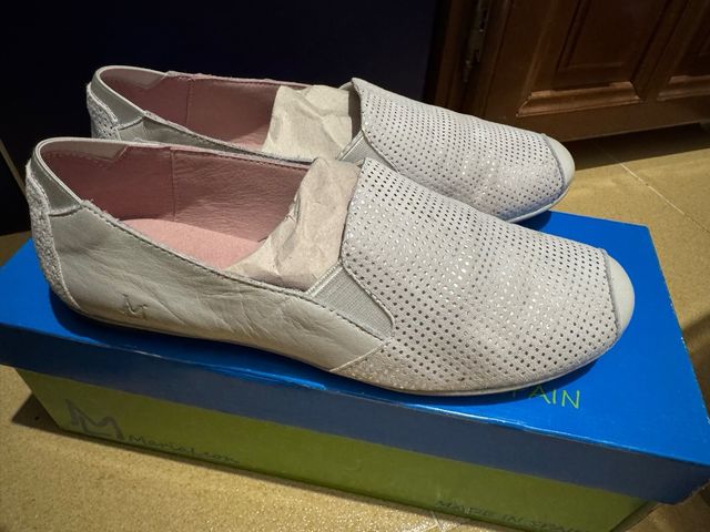 Merceditas niña Maria Leon beige/rosa