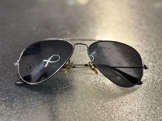 Occhiali da sole neri