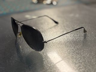 Occhiali da sole neri