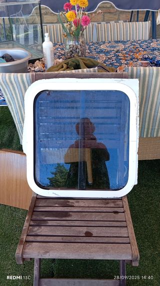 Ventana para caravana