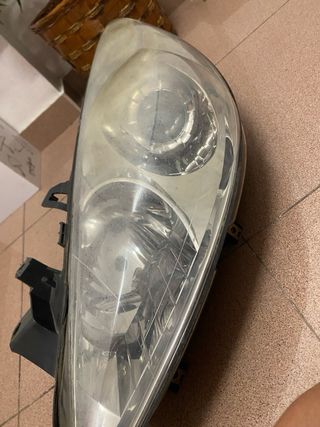 Faro Delantero derecho Peugeot 307 (2005)