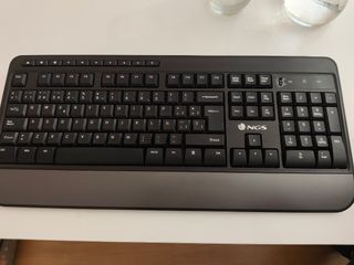 Teclado Inalámbrico NGS Negro y Gris