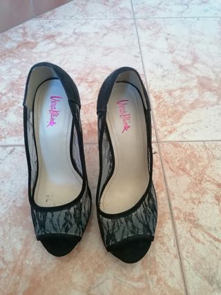 Scarpe décolleté Vera Blüm nere pizzo donna