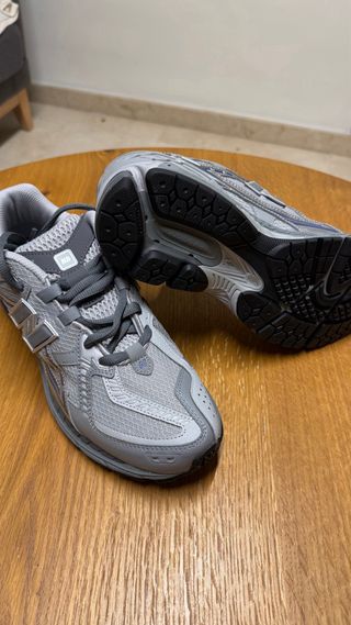 Zapatillas New Balance 1906 Gris