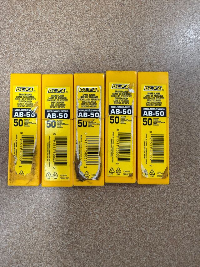 250 Cuchillas de recambio OLFA AB-50 (5 unidades)
