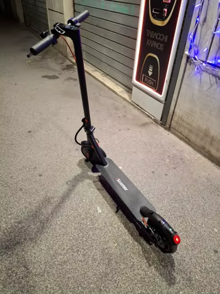 Patinete Eléctrico 25 km/h 30 km alcance