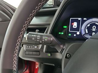 Lexus UX 2.0 250h Business