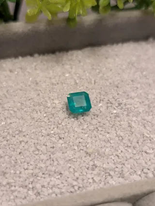 Esmeralda Colombiana Gema Natural