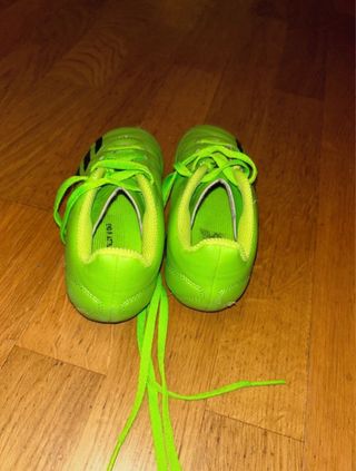 Botas de fútbol Adidas Talla 31