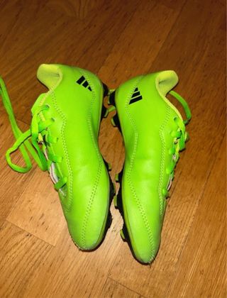 Botas de fútbol Adidas Talla 31