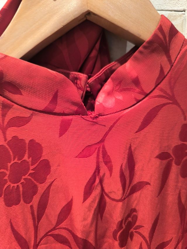 Vestido de fiesta rojo.