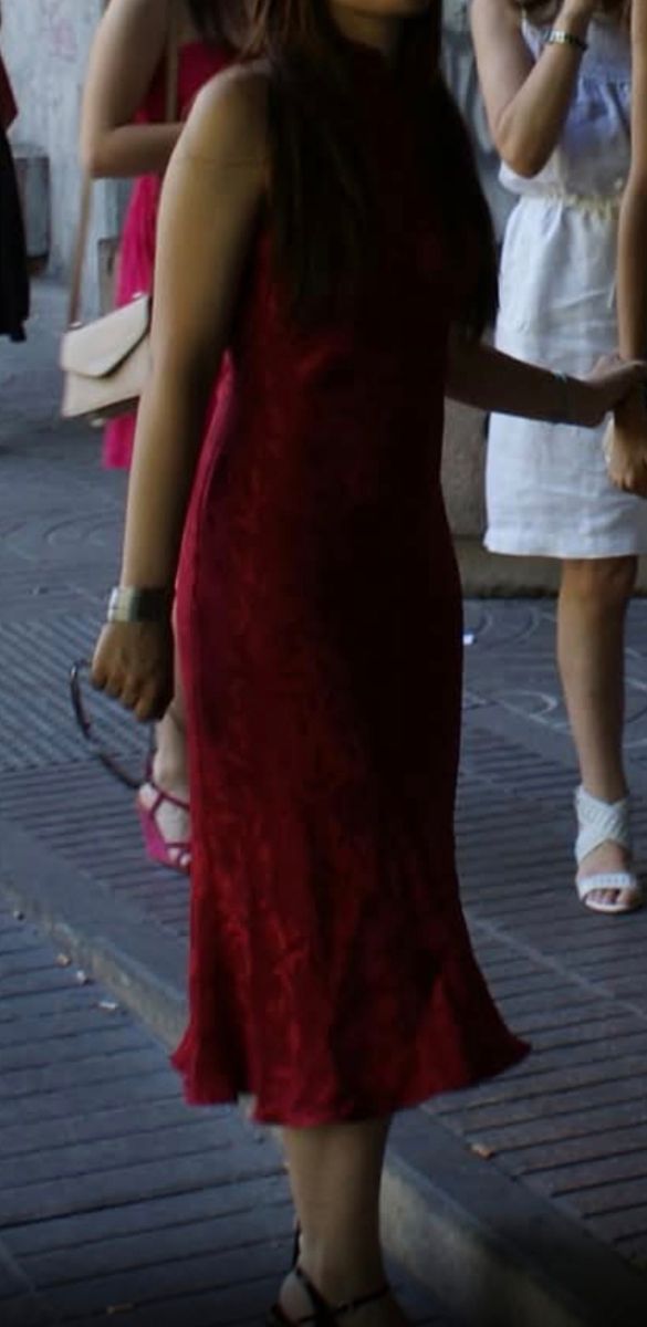 Vestido de fiesta rojo.