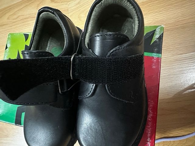 Zapato colegial Gorila nuevo