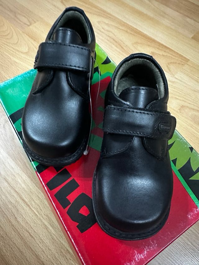 Zapato colegial Gorila nuevo