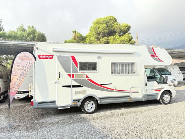 Autocaravana 6 plazas/aire/doble salón/doble rueda