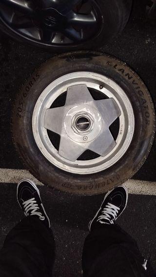 Llantas Borbet 4x108 15 pulgadas.