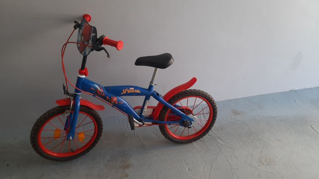 Bicicleta Spiderman 16 semi nueva
