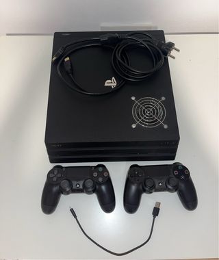 PS4 Pro (playstation 4) 1TB Negra + 2 Mandos