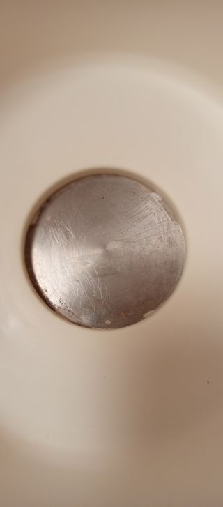 Escurre biberones Philips Avent y esterilizador.