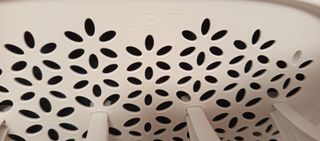 Escurre biberones Philips Avent y esterilizador.