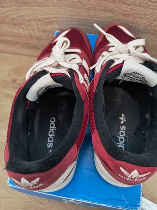 Zapatillas Adidas ZX 700 Rojo Talla 41.5