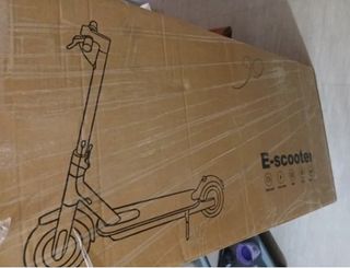 Patinete eléctrico T3 NUEVO!! en su caja