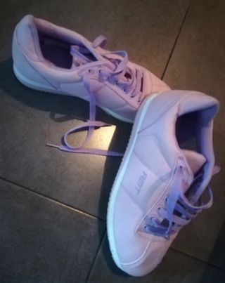 Zapatillas deportivas lila y moradas talla 39