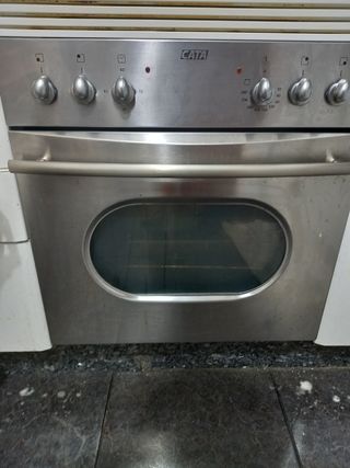 Placa vitrocerámica 4 fuegos CATA Y horno