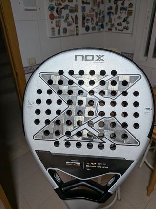 Pala Nox AT10 Agustín Tapia
