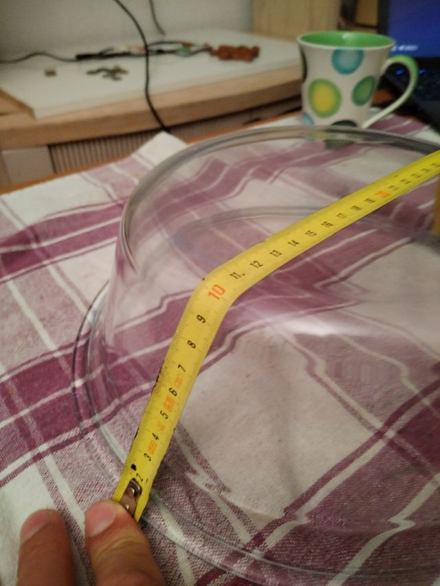 Fuente de vidrio transparente