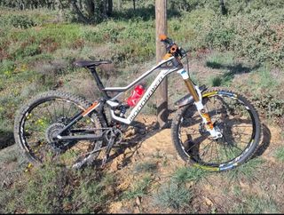 Bicicleta Enduro Mondraker