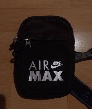 Riñonera Nike Air Max Negra